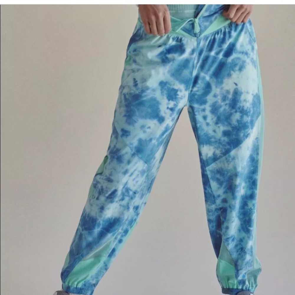 Free People Joggers Endless Sunshine Turquoise NWOT Large - Picture 3 of 12
